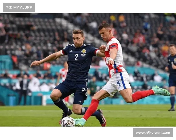 阿尔巴尼亚队2024欧洲杯26人大名单揭晓布罗亚与阿拉斯尼携手冲击荣耀