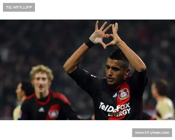 智利足球的中场指挥官后腰角色与战术影响解析