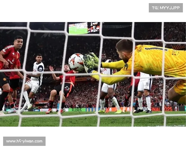 曼联考虑引进热刺门将维卡里奥替代奥纳纳